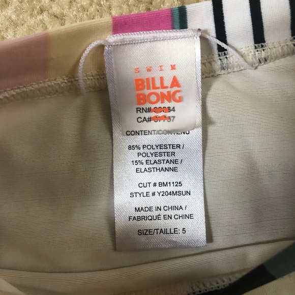 Billabong Rashguard Bikini Set - Picture 6 of 8